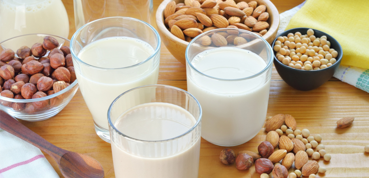Món sữa óc chó hạnh nhân: thức uống giúp bổ sung dưỡng chất cần thiết cho cơ thể